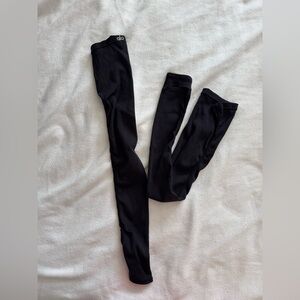 ALO RIBBED LEG WARMERS✨